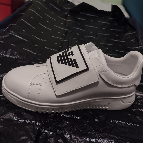 Emporio Armani Sneakers - Picture 13 of 16